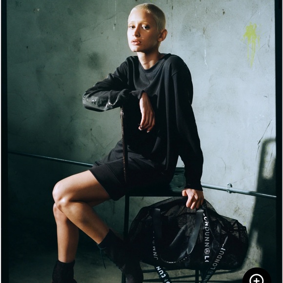 Lon Dunn Missguided long sleeve jersey - Size US 4 - Picture 1 of 4